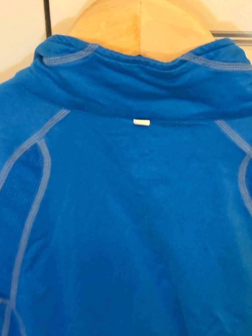 Nike Brand, Long-Sleeve Dri-Fit Blue Shirt, Women’s (0-2) XS Athletic Clothing - Picture 7 of 12